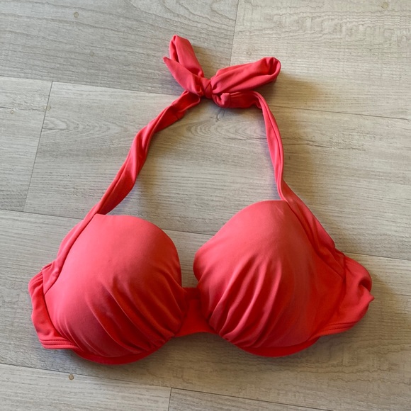 Victoria’s Secret Bikini Top - Picture 1 of 4